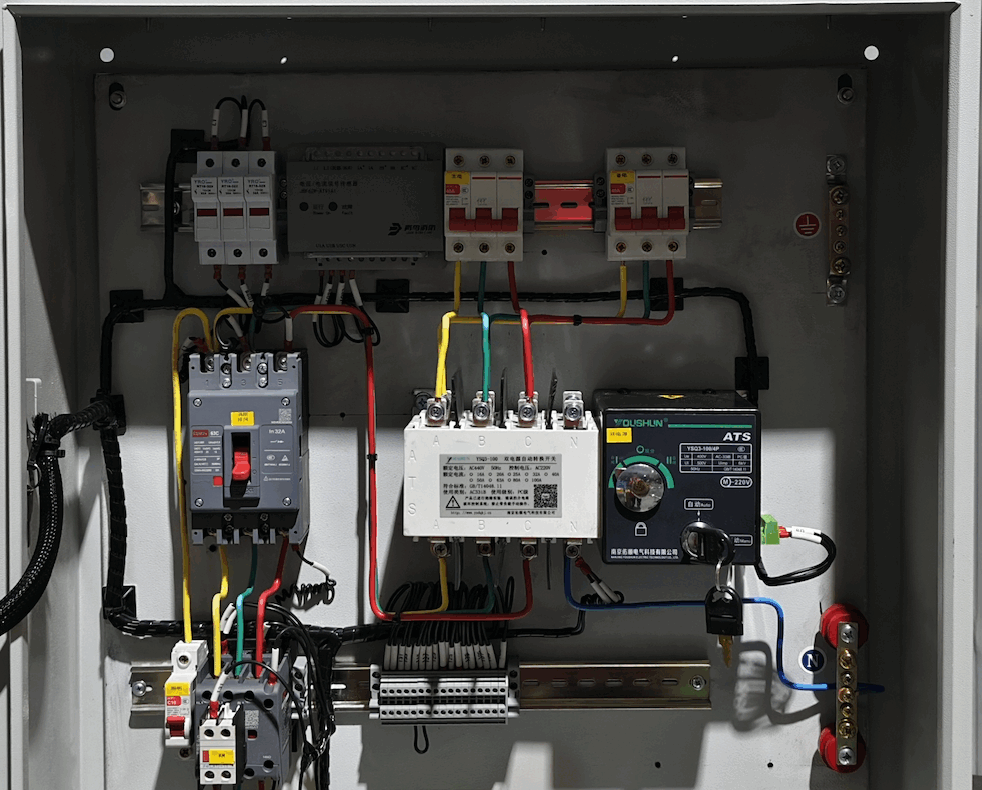 what is a well pump controll box